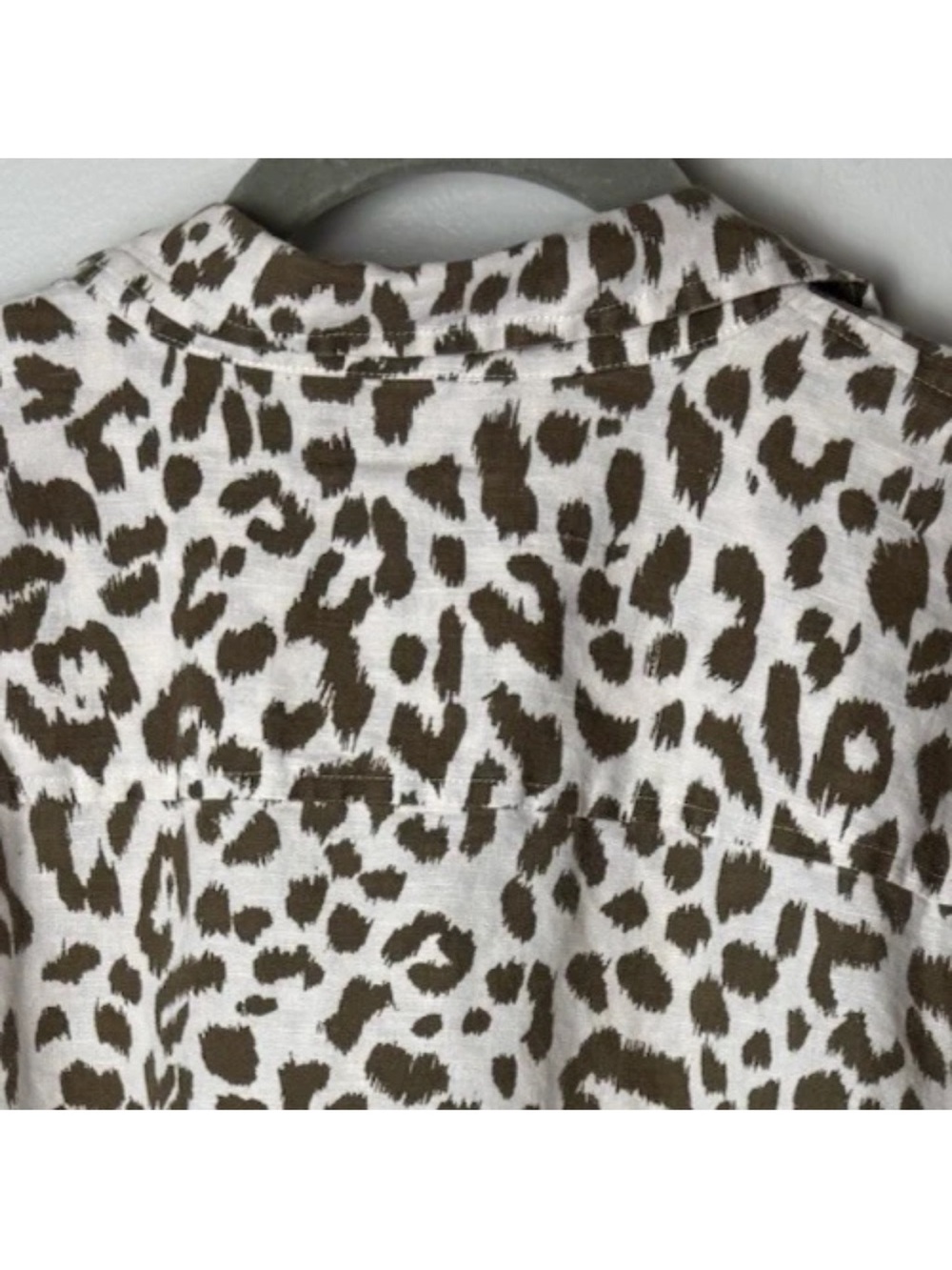 J. Crew Perfect Shirt Size 8 Long Sleeves Linen Cotton Blend Neutral Leopard - Picture 5 of 6
